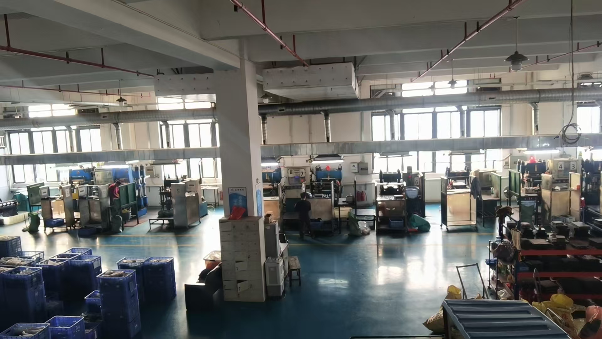 I Zhengguan gummitillverkningsfabrik